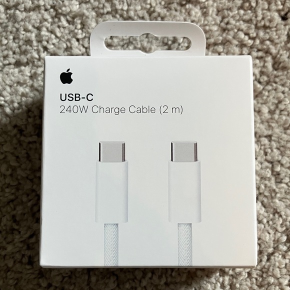 Apple USB-C 240W Charge Cable (2 m) NWT - Picture 1 of 3